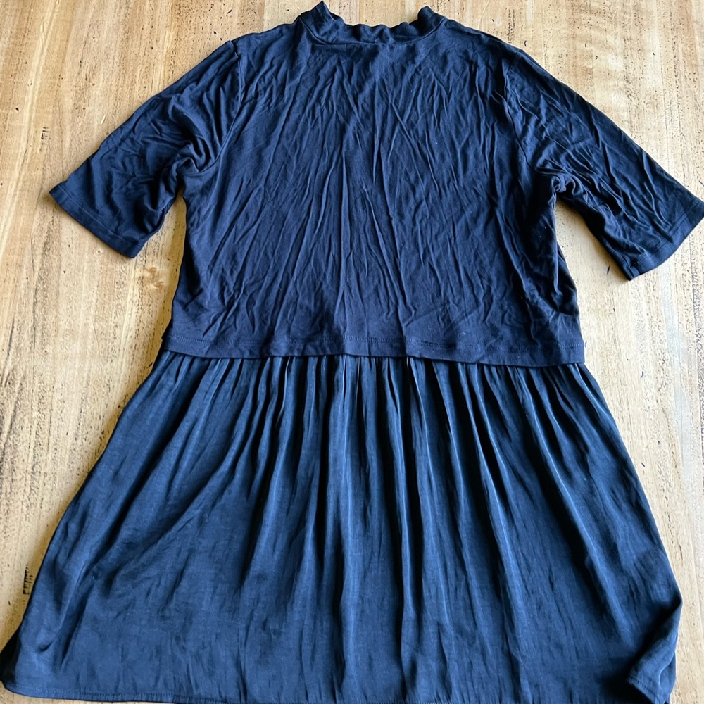 A pea in the pod maternity tunic